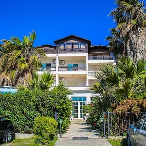 Hotell Venezia, Golem (Tirana)